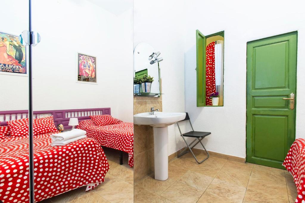 Hostal Bahia Мадрид Стая снимка